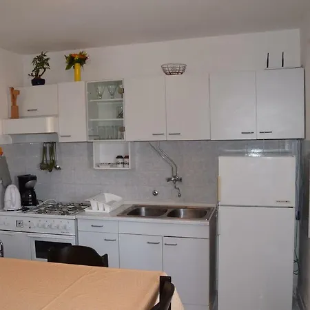 Apartman Halugica